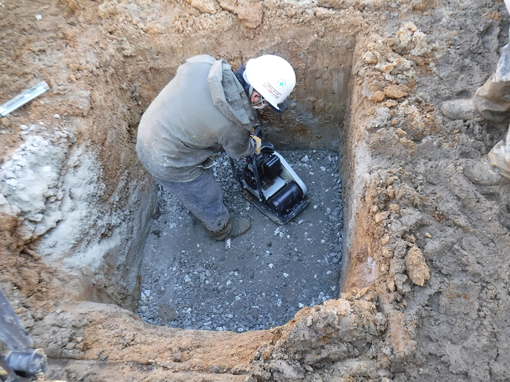 ハンドホールの埋設